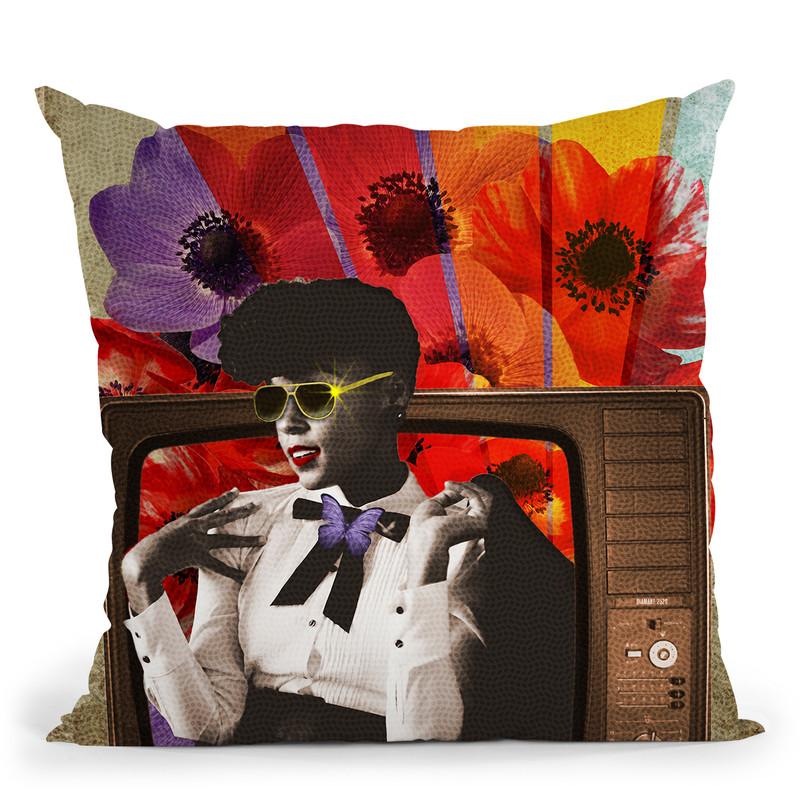 1970 Tv Throw Pillow By Elo Marc - All About Vibe