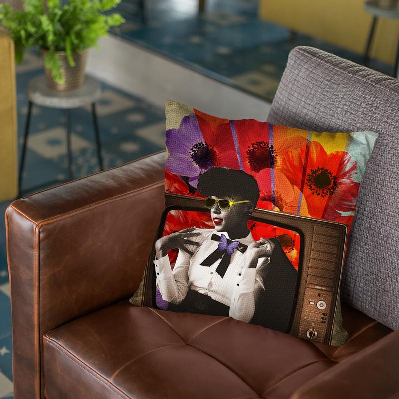 1970 Tv Throw Pillow By Elo Marc - All About Vibe