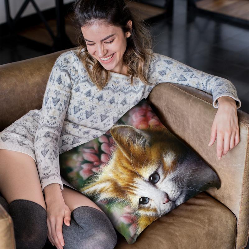 Buttercup Throw Pillow By Jenny Newland - All About Vibe