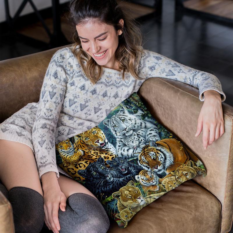 The Mother'S Pride Throw Pillow By Jenny Newland - All About Vibe