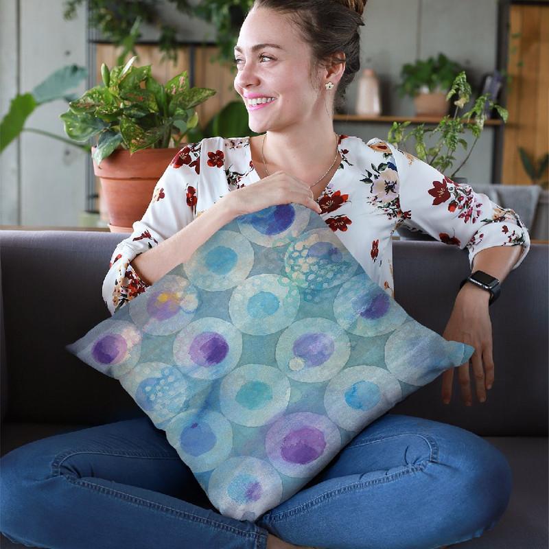 Touching Circles Ii Throw Pillow By Danhui