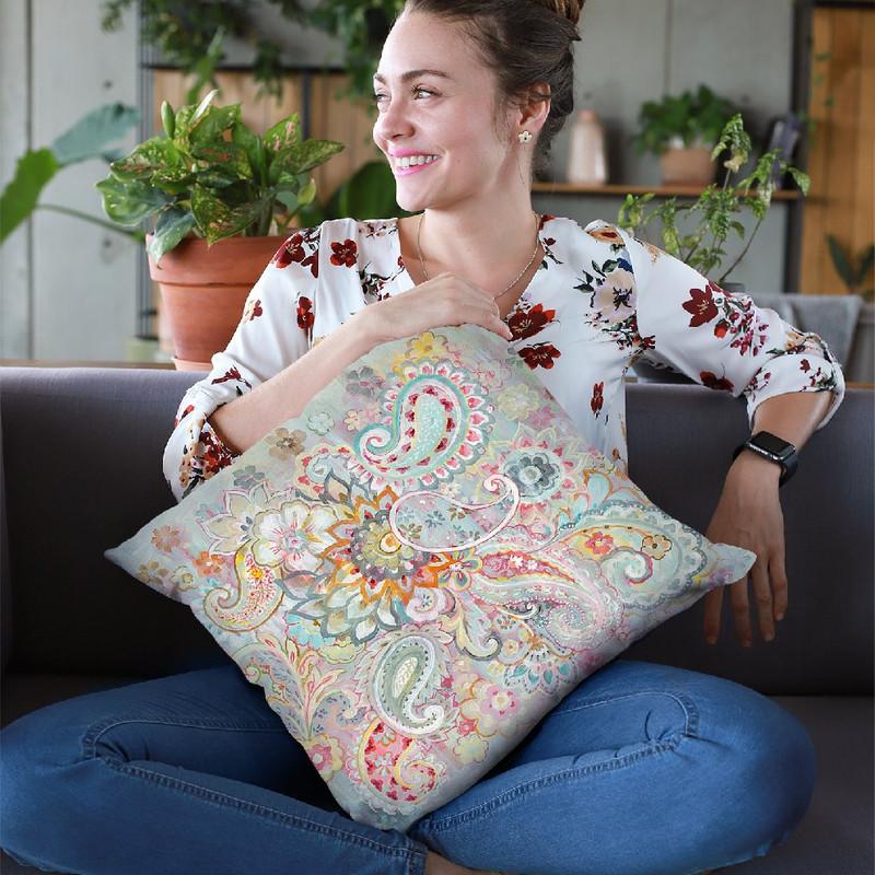 Boho Japonais Throw Pillow By Danhui