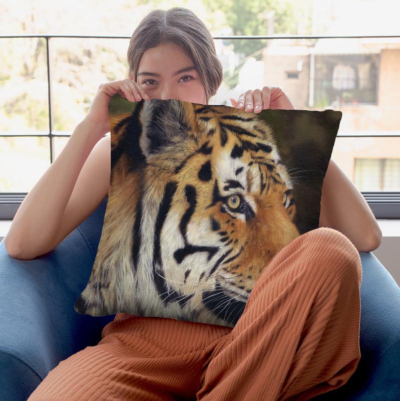 Tiger Portrait Throw Pillow By David Stribbling