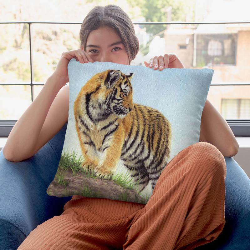 Young Tiger Throw Pillow By David Stribbling