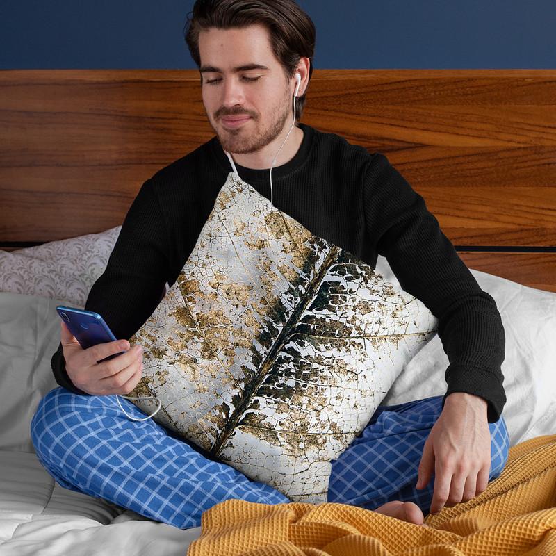 Close Up Throw Pillow By Image Conscious - by all about vibe