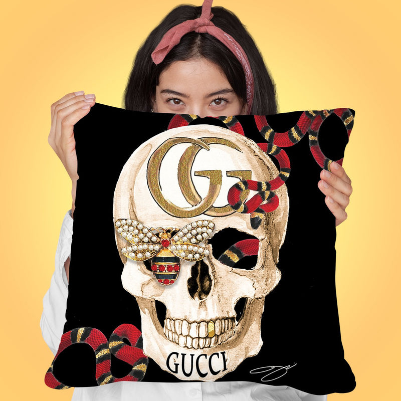 Beelieve In Gg Throw Pillow by Jodi Pedri