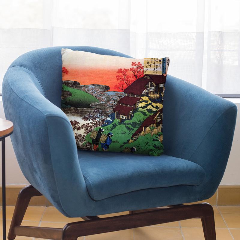 Women Returning Home Throw Pillow By Katsushika Hokusai