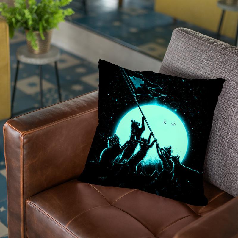 Freedom Cats Throw Pillow By Nicebleed