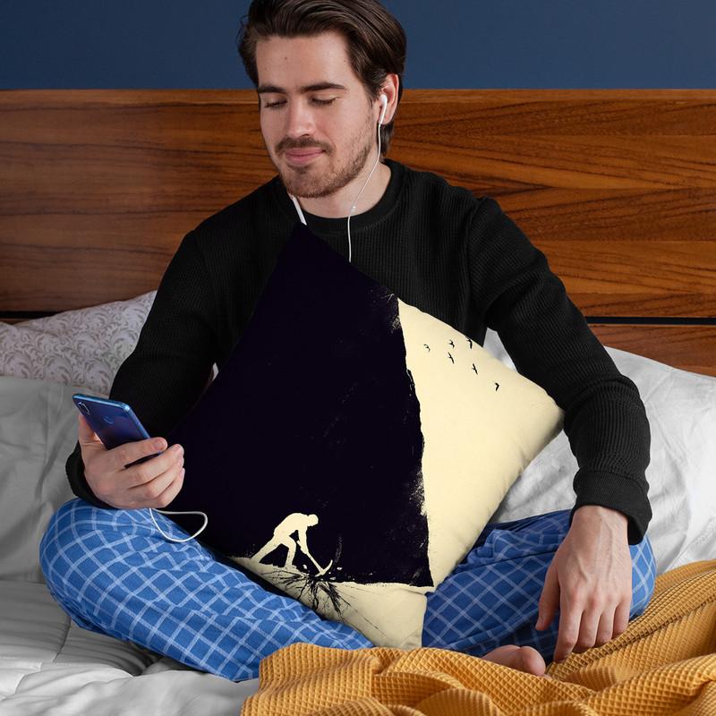 Freedom Seeker Throw Pillow By Nicebleed