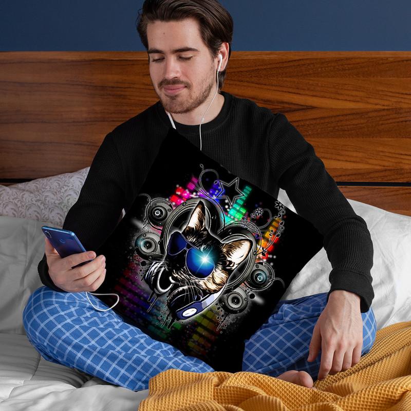 Drop The Bass Throw Pillow By Niklas Gustafson