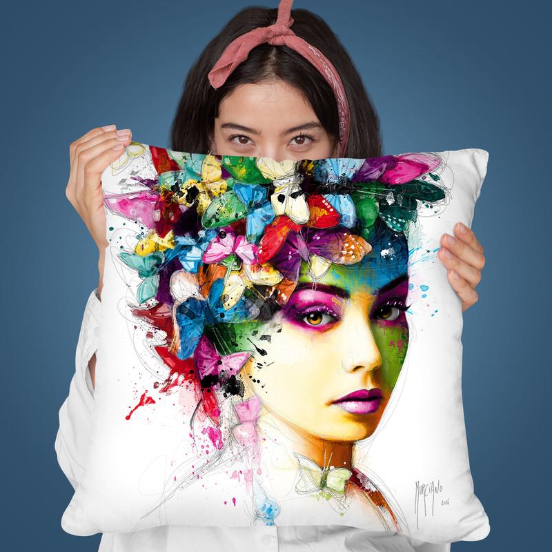 L'Effet Papillon Throw Pillow By Patrice Murciano