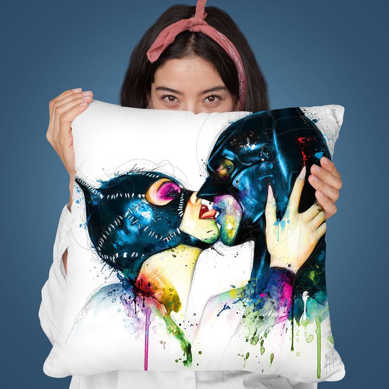 Love In Gotham Throw Pillow By Patrice Murciano