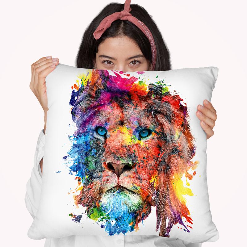 Lion Throw Pillow By Riza Peker 