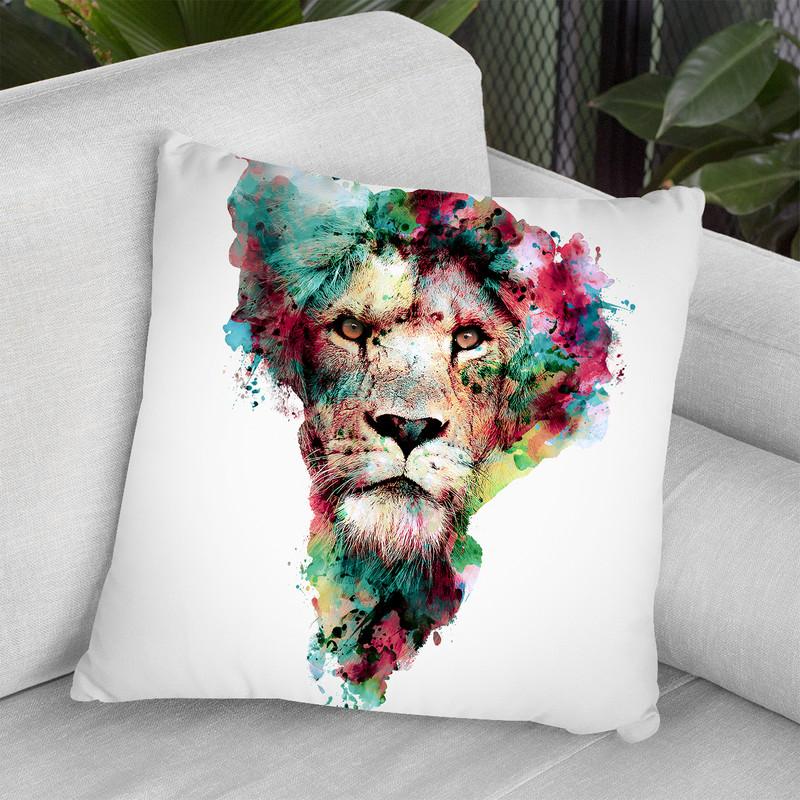 The King Throw Pillow By Riza Peker 