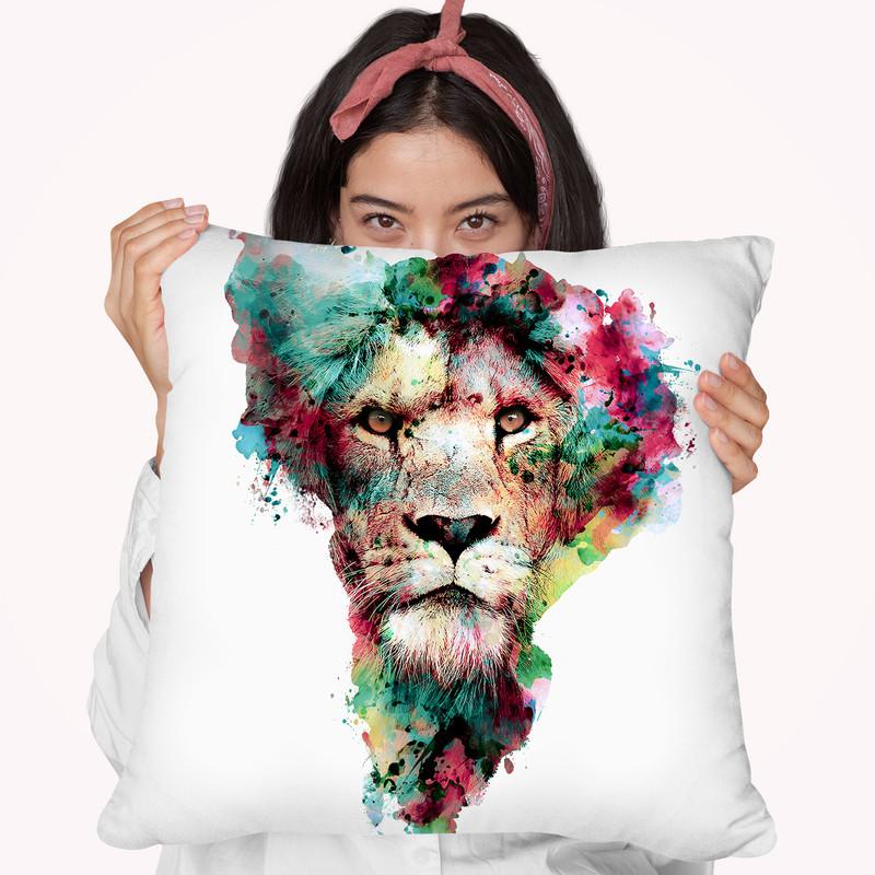 The King Throw Pillow By Riza Peker 