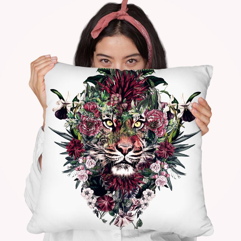 Tiger V Throw Pillow By Riza Peker 
