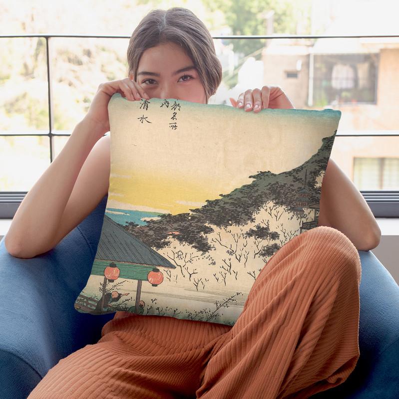 Kiyomizu Throw Pillow By Tesai Hokuba